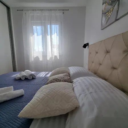 Apartment Happiness