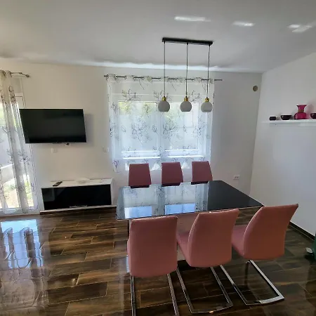 Apartament Happiness *
