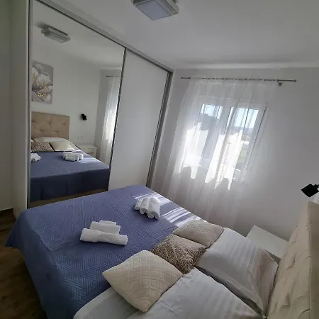 Apartament Happiness *
