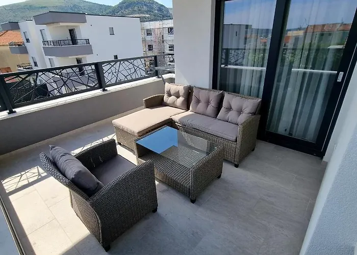 Happiness Lägenhet *